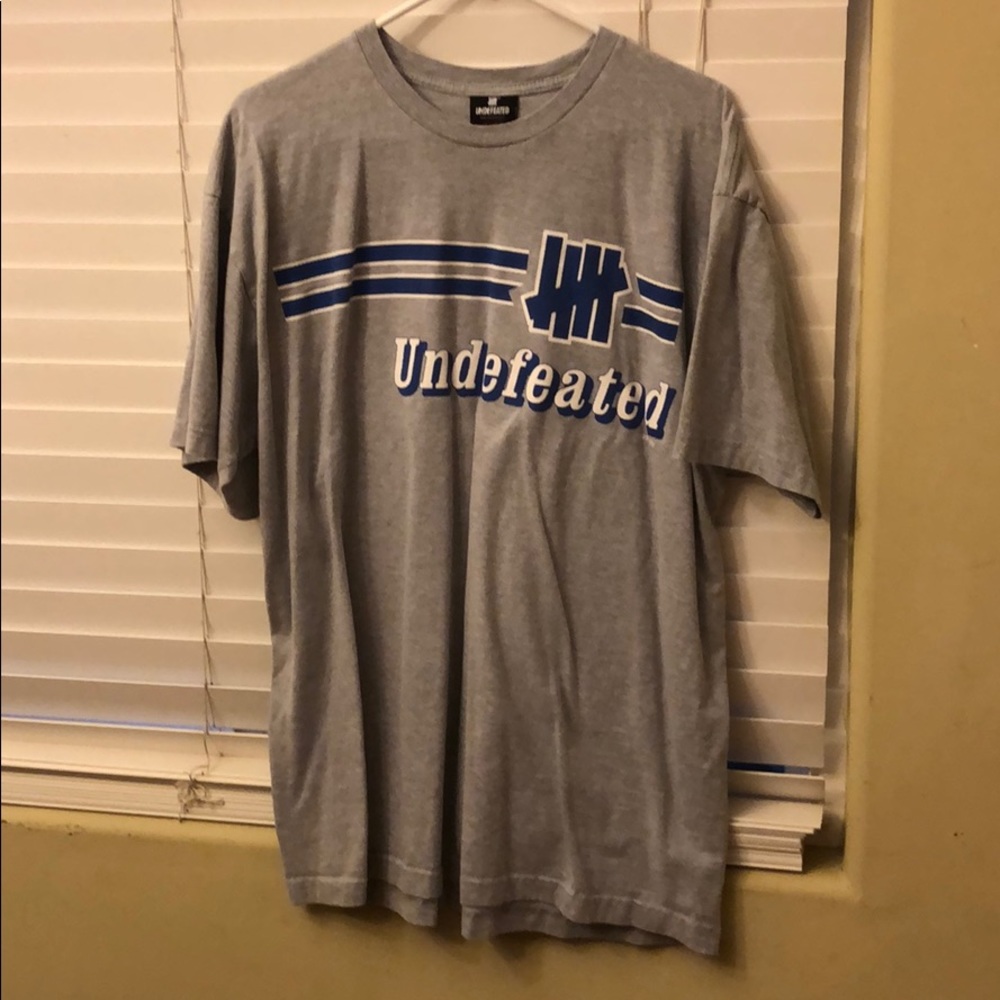 Undefeated T shirt